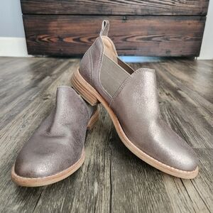 Clarks Artisan Edenvale Page Metallic Leather Booties size 5.5